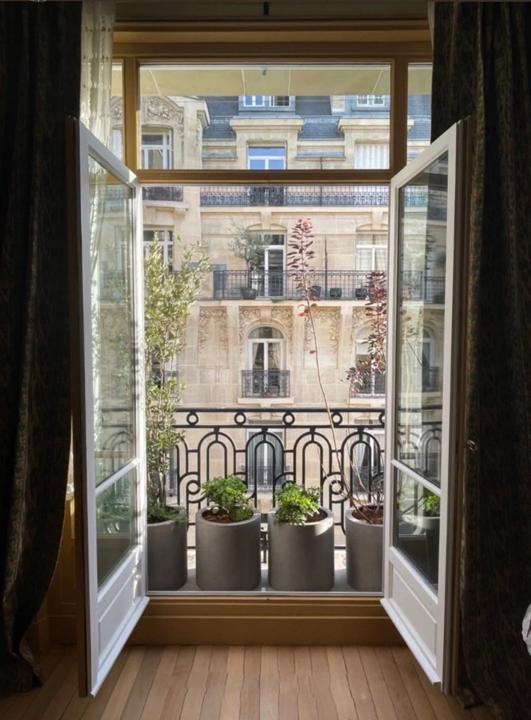 Balcons des Invalides, Paris 7e, photo 1